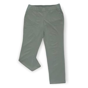 ❗️SOLD❗️Weatherproof Vintage Comfortable Olive Green Pull On Slim Stretch Pants